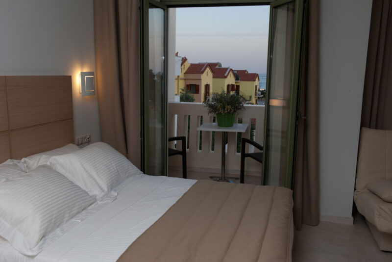 Fly & Go Aphrodite Samos Suites - Afbeelding 2